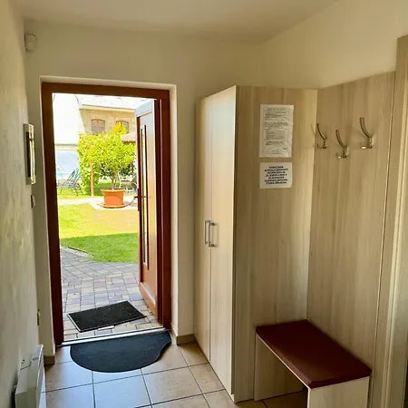 Pod Vinarskym Kopcem Vendégház Goltsch Jenikau