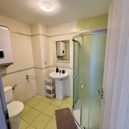 Pod Vinarskym Kopcem Goltsch Jenikau